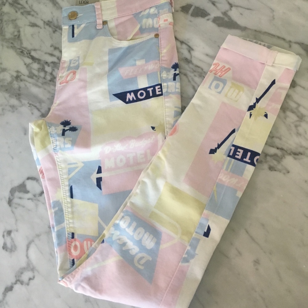 Topshop Moto Motel Printed Leigh Jeans